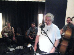 Daniel recording with Smutfish